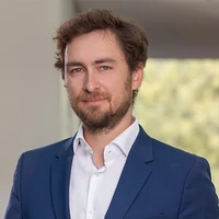 Porträt von Prof. Dr. Philipp Lergetporer