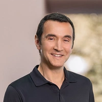 Prof. Dr. Stephen Kobourov Portrait of Prof. Dr. Stephen Kobourov